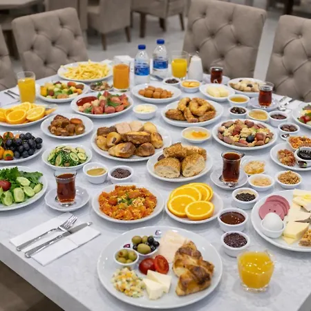 Akgün Laleli 4*